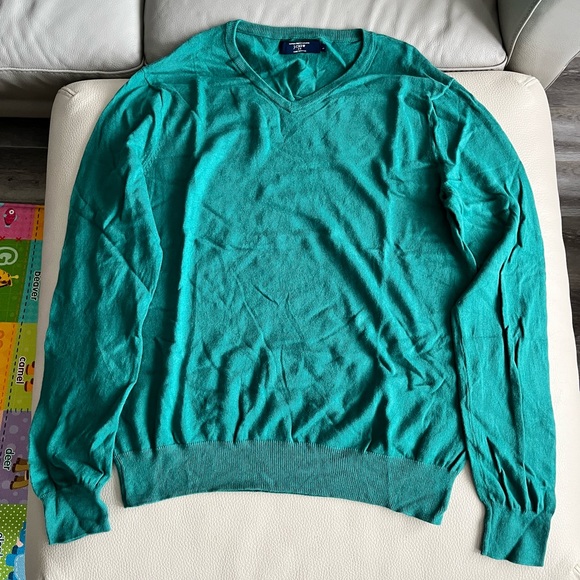 NWOT - J Crew Men’s V Neck Sweater - Size L - Picture 2 of 5